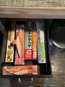 引出しに入っている台所の小物
