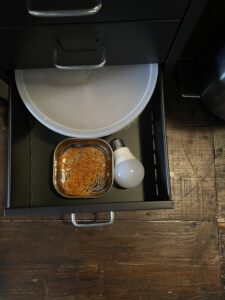 引出しに入っている台所の小物